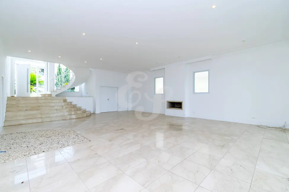 Foto 1 de Casa com 5 quartos para alugar, 593m2 em Alphaville, Santana De Parnaiba - SP