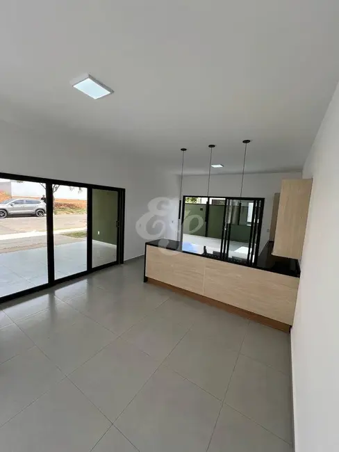 Foto 2 de Casa com 3 quartos à venda, 145m2 em Residencial Bosques dos Ipês, Tatui - SP