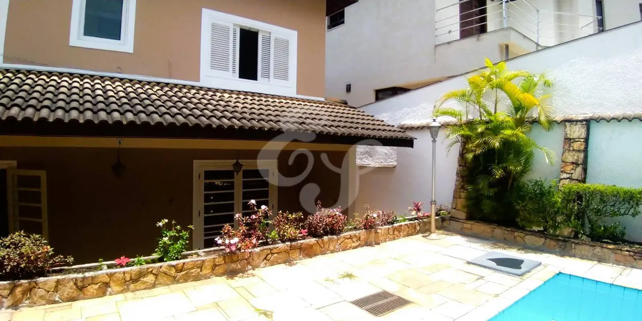 Casa com 4 quartos à venda e para alugar, 350m2 em Alphaville, Santana De Parnaiba - SP - imagem 7 Foto 7 de Casa com 4 quartos à venda e para alugar, 350m2 em Alphaville, Santana De Parnaiba - SP