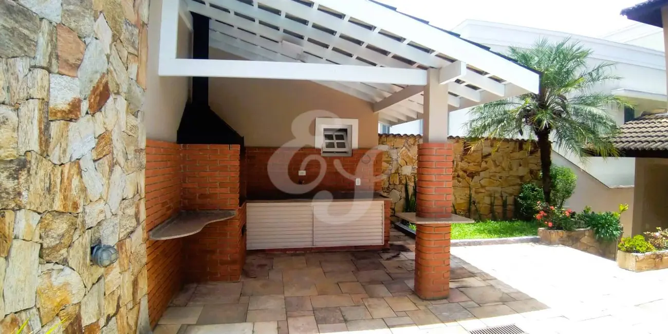 Casa com 4 quartos à venda e para alugar, 350m2 em Alphaville, Santana De Parnaiba - SP - imagem 3 Foto 3 de Casa com 4 quartos à venda e para alugar, 350m2 em Alphaville, Santana De Parnaiba - SP