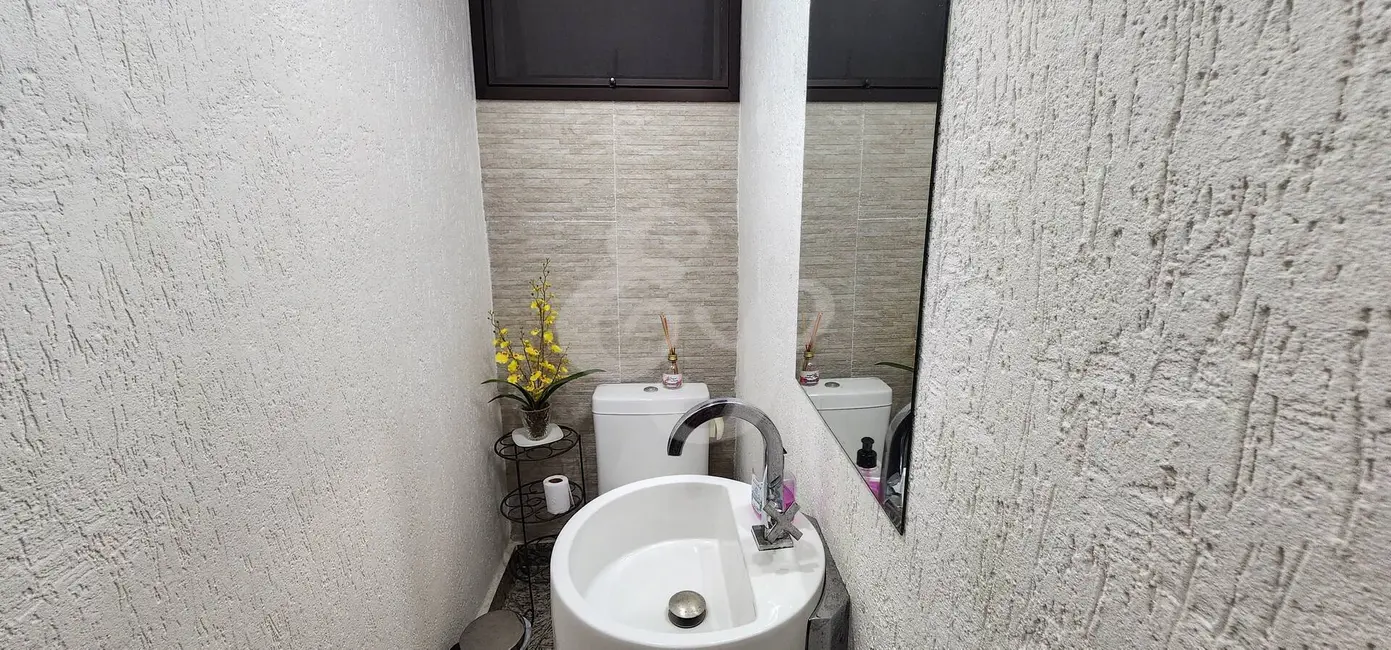 Casa com 3 quartos à venda e para alugar, 280m2 em Alphaville, Santana De Parnaiba - SP - imagem 6 Foto 6 de Casa com 3 quartos à venda e para alugar, 280m2 em Alphaville, Santana De Parnaiba - SP