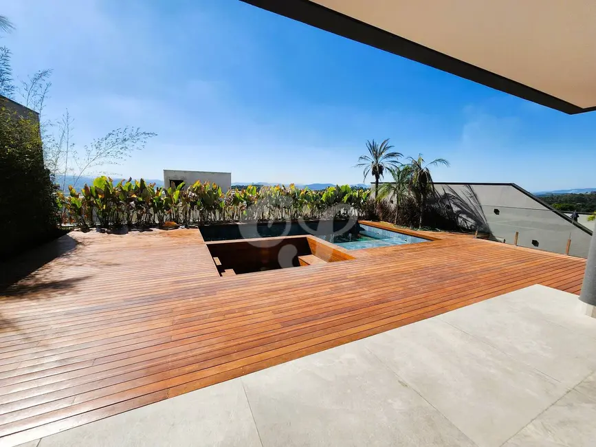 Casa com 4 quartos à venda, 550m2 em Alphaville, Santana De Parnaiba - SP - imagem 4 Foto 4 de Casa com 4 quartos à venda, 550m2 em Alphaville, Santana De Parnaiba - SP