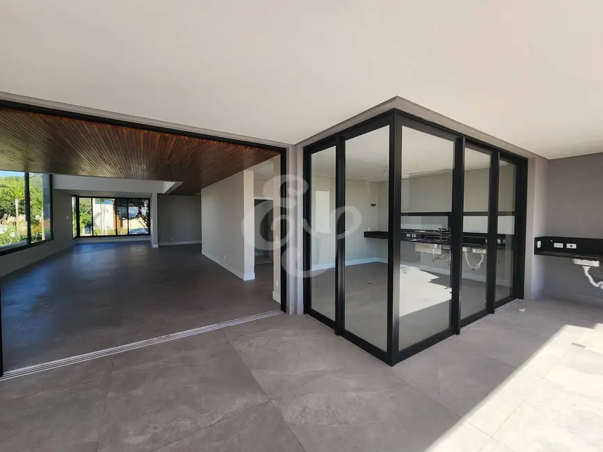 Casa com 4 quartos à venda, 550m2 em Alphaville, Santana De Parnaiba - SP - imagem 8 Foto 8 de Casa com 4 quartos à venda, 550m2 em Alphaville, Santana De Parnaiba - SP
