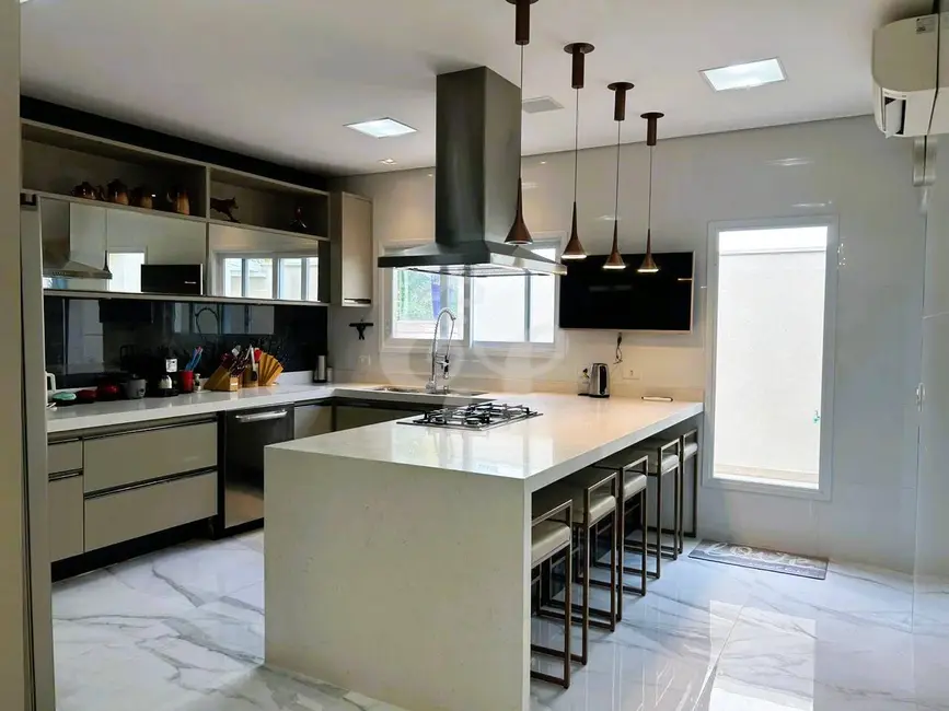 Foto 6 de Casa com 5 quartos à venda, 748m2 em Alphaville Residencial Um, Barueri - SP