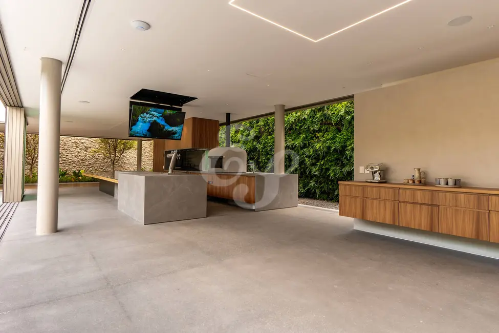 Casa com 4 quartos à venda, 1300m2 em Tamboré, Santana De Parnaiba - SP - imagem 9 Foto 9 de Casa com 4 quartos à venda, 1300m2 em Tamboré, Santana De Parnaiba - SP