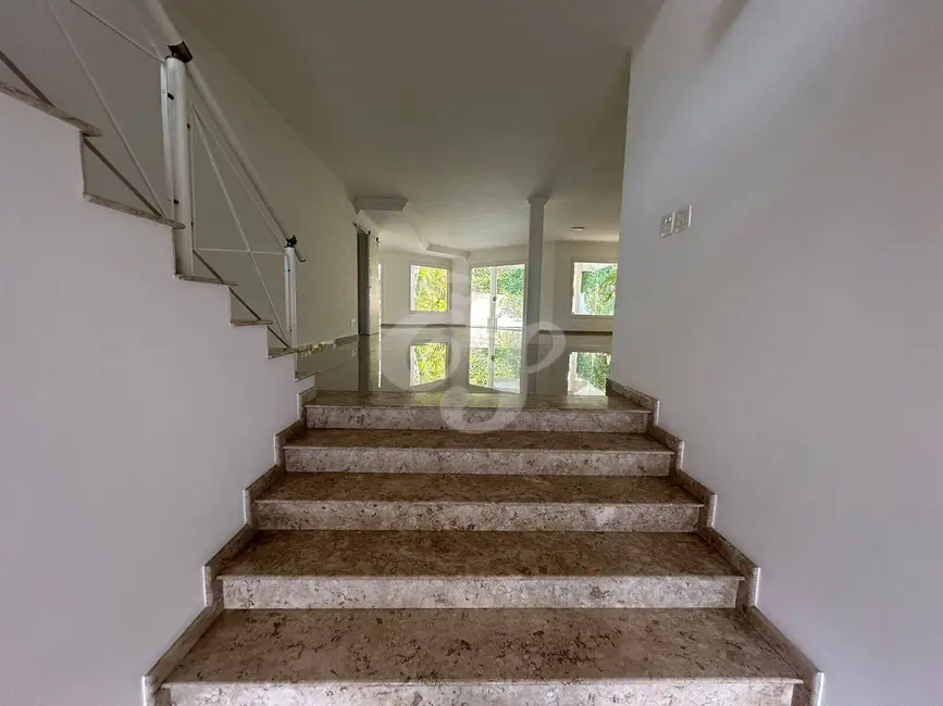 Casa com 4 quartos para alugar, 430m2 em Alphaville Residencial Zero, Barueri - SP - imagem 7 Foto 7 de Casa com 4 quartos para alugar, 430m2 em Alphaville Residencial Zero, Barueri - SP