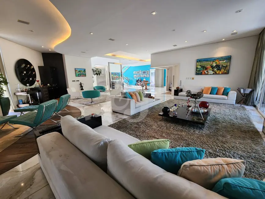 Casa com 4 quartos à venda, 1100m2 em Tamboré, Santana De Parnaiba - SP - imagem 8 Foto 8 de Casa com 4 quartos à venda, 1100m2 em Tamboré, Santana De Parnaiba - SP