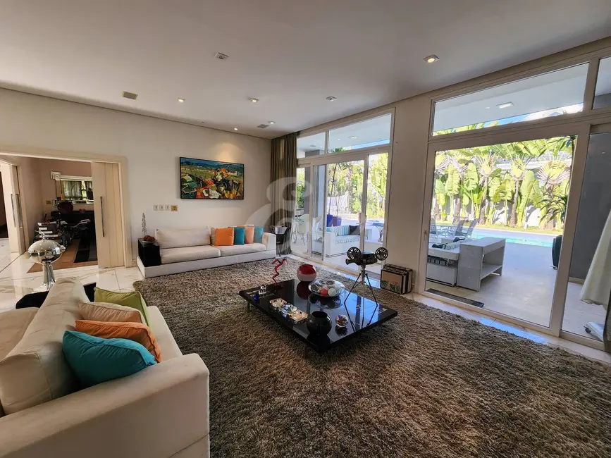 Casa com 4 quartos à venda, 1100m2 em Tamboré, Santana De Parnaiba - SP - imagem 9 Foto 9 de Casa com 4 quartos à venda, 1100m2 em Tamboré, Santana De Parnaiba - SP