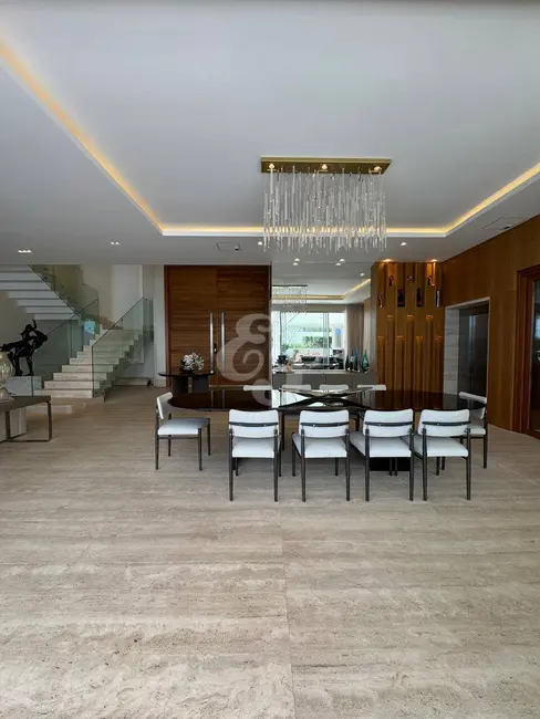 Foto 3 de Casa com 5 quartos à venda, 1160m2 em Alphaville Residencial Um, Barueri - SP