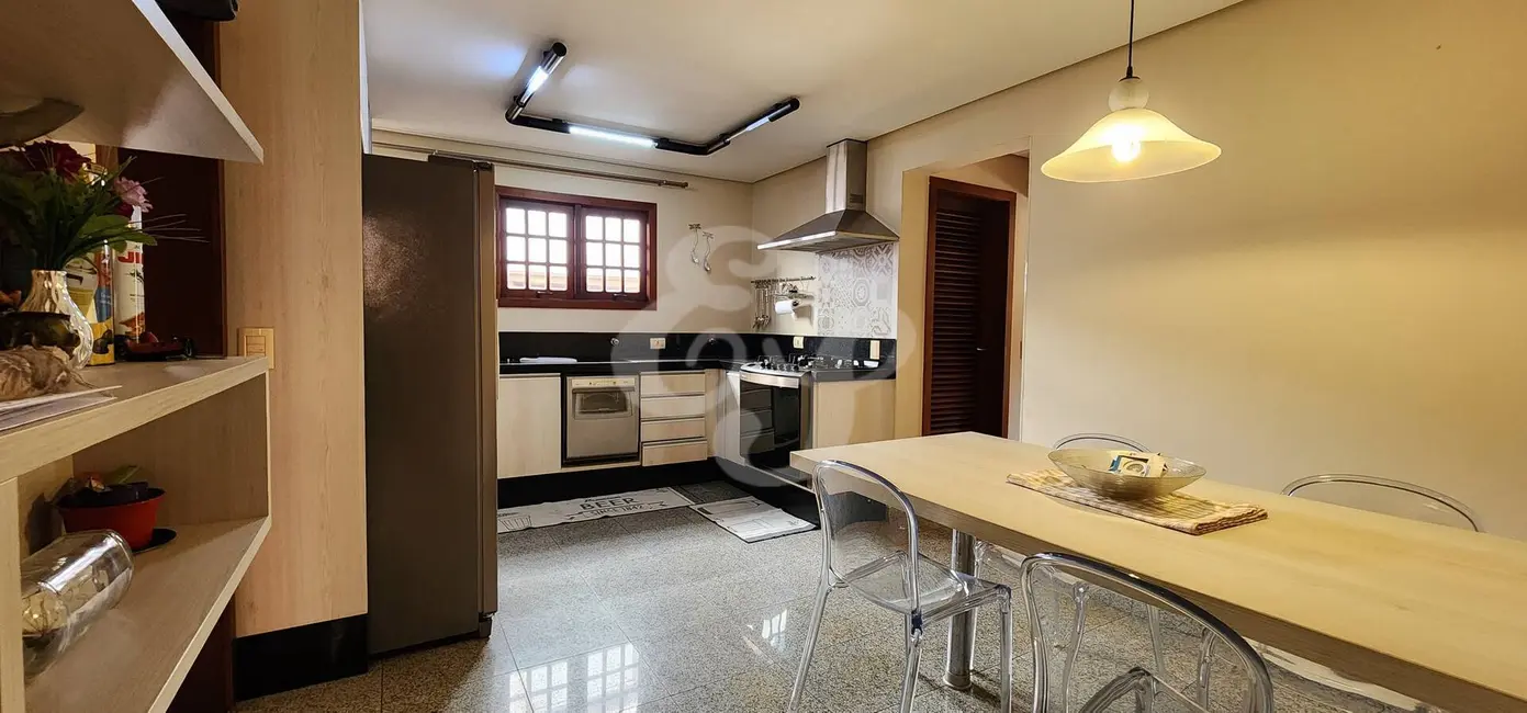 Foto 7 de Casa com 4 quartos para alugar, 360m2 em Alphaville, Santana De Parnaiba - SP