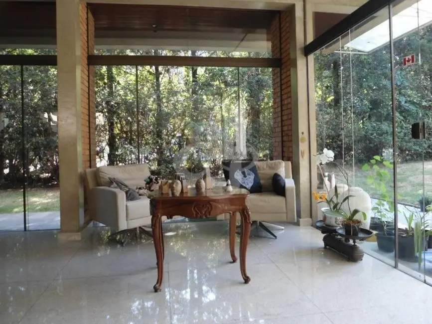 Casa com 4 quartos à venda, 400m2 em Alphaville, Santana De Parnaiba - SP - imagem 8 Foto 8 de Casa com 4 quartos à venda, 400m2 em Alphaville, Santana De Parnaiba - SP