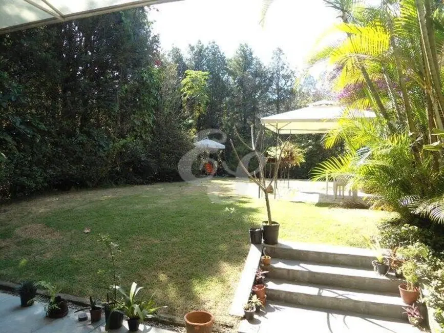 Casa com 4 quartos à venda, 400m2 em Alphaville, Santana De Parnaiba - SP - imagem 3 Foto 3 de Casa com 4 quartos à venda, 400m2 em Alphaville, Santana De Parnaiba - SP