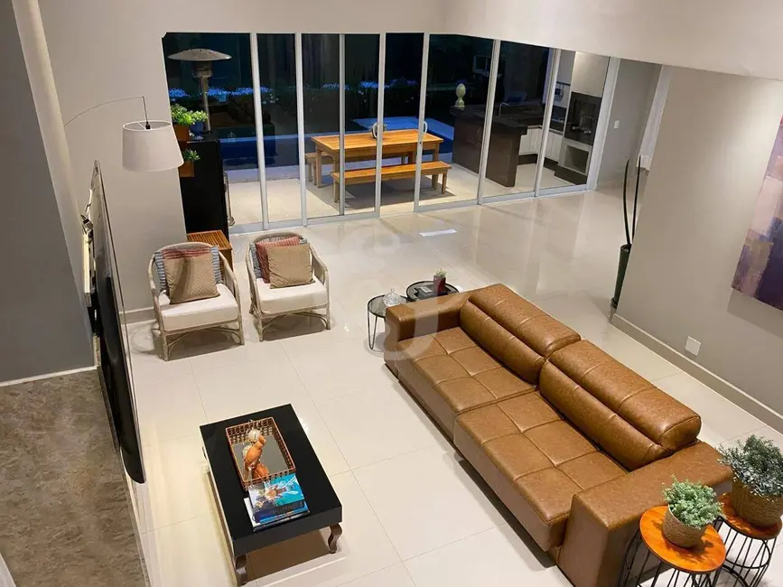 Foto 8 de Casa com 5 quartos à venda e para alugar, 340m2 em Alphaville, Santana De Parnaiba - SP