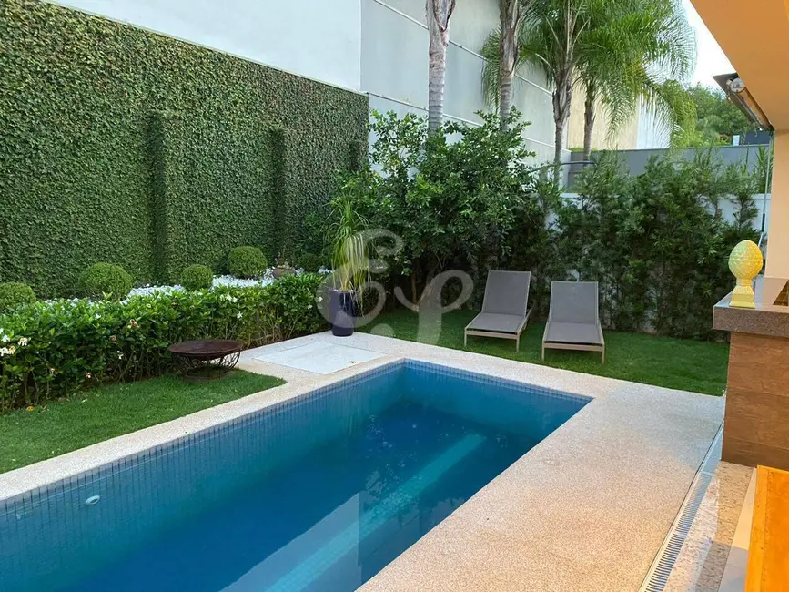 Foto 1 de Casa com 5 quartos à venda e para alugar, 340m2 em Alphaville, Santana De Parnaiba - SP