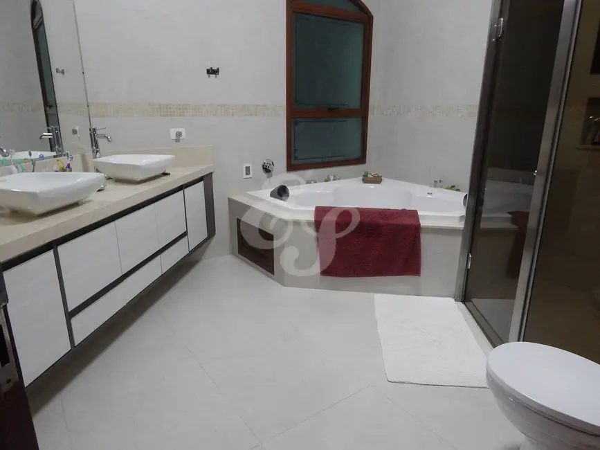 Foto 5 de Casa com 3 quartos à venda e para alugar, 480m2 em Residencial Morada dos Lagos, Barueri - SP