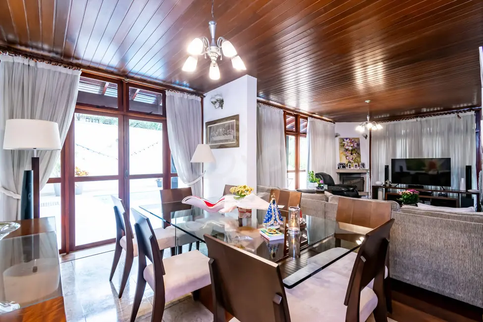 Casa com 4 quartos à venda, 400m2 em Alphaville, Santana De Parnaiba - SP - imagem 5 Foto 5 de Casa com 4 quartos à venda, 400m2 em Alphaville, Santana De Parnaiba - SP