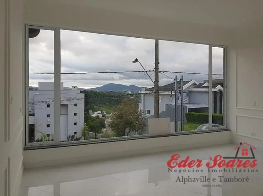 Casa com 3 quartos à venda, 303m2 em Alphaville, Santana De Parnaiba - SP - imagem 8 Foto 8 de Casa com 3 quartos à venda, 303m2 em Alphaville, Santana De Parnaiba - SP