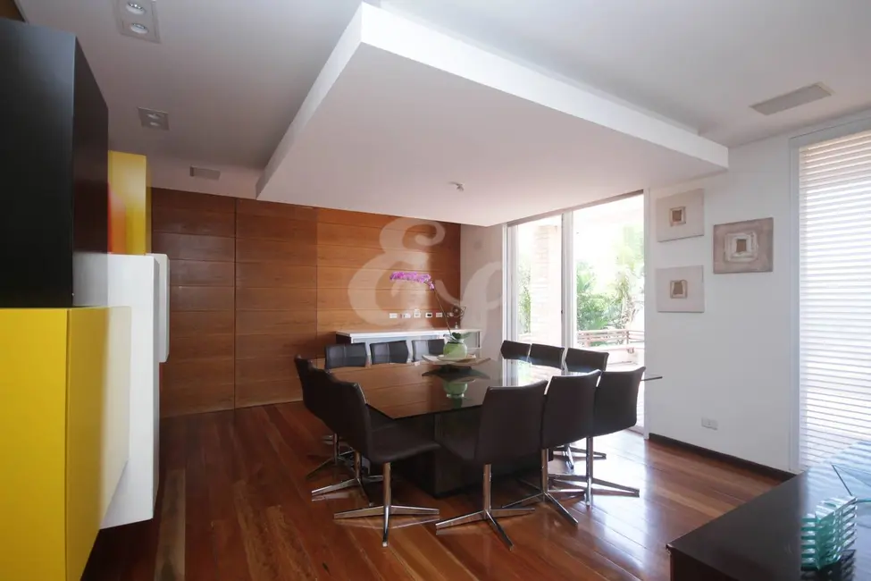 Casa com 7 quartos à venda, 1600m2 em Alphaville, Santana De Parnaiba - SP - imagem 8 Foto 8 de Casa com 7 quartos à venda, 1600m2 em Alphaville, Santana De Parnaiba - SP