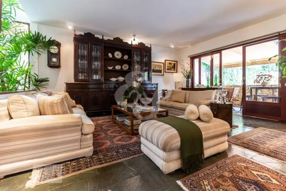 Casa com 4 quartos à venda, 420m2 em Alphaville, Santana De Parnaiba - SP - imagem 5 Foto 5 de Casa com 4 quartos à venda, 420m2 em Alphaville, Santana De Parnaiba - SP