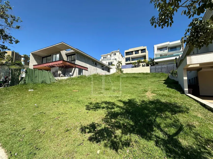 Foto 1 de Lote de Condomínio à venda, 604m2 em Alphaville, Santana De Parnaiba - SP