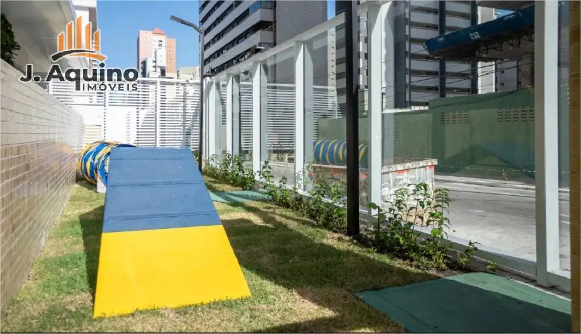 Apartamento com 4 quartos à venda, 242m2 em Meireles, Fortaleza - CE - imagem 6 Foto 6 de Apartamento com 4 quartos à venda, 242m2 em Meireles, Fortaleza - CE
