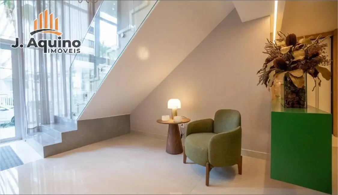 Apartamento com 4 quartos à venda, 242m2 em Meireles, Fortaleza - CE - imagem 5 Foto 5 de Apartamento com 4 quartos à venda, 242m2 em Meireles, Fortaleza - CE