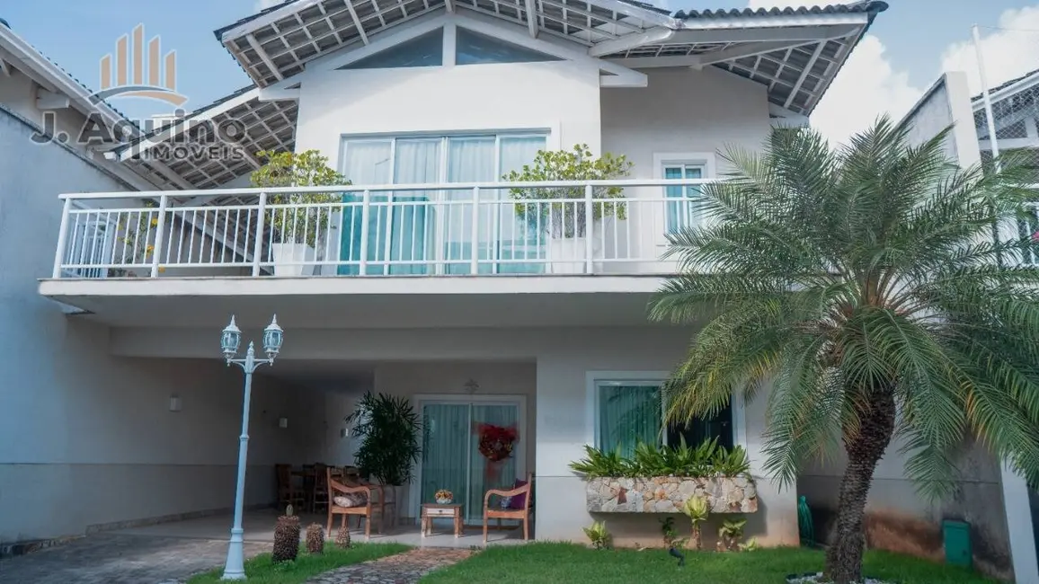 Foto 1 de Casa de Condomínio com 3 quartos à venda, 225m2 em Lagoa Redonda, Fortaleza - CE