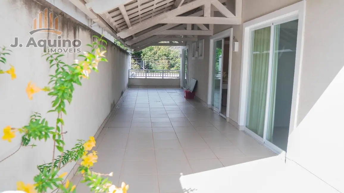 Casa de Condomínio com 3 quartos à venda, 225m2 em Lagoa Redonda, Fortaleza - CE - imagem 6 Foto 6 de Casa de Condomínio com 3 quartos à venda, 225m2 em Lagoa Redonda, Fortaleza - CE