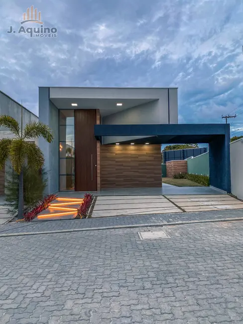 Casa de Condomínio com 3 quartos à venda, 293m2 em Aquiraz - CE - imagem 3 Foto 3 de Casa de Condomínio com 3 quartos à venda, 293m2 em Aquiraz - CE