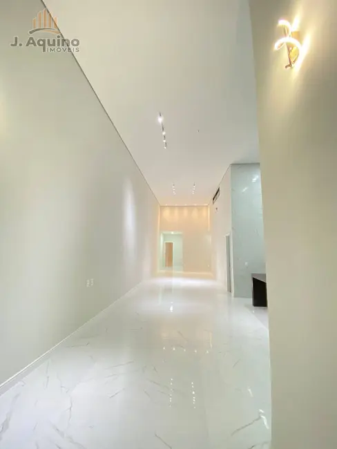 Casa de Condomínio com 3 quartos à venda, 293m2 em Aquiraz - CE - imagem 5 Foto 5 de Casa de Condomínio com 3 quartos à venda, 293m2 em Aquiraz - CE