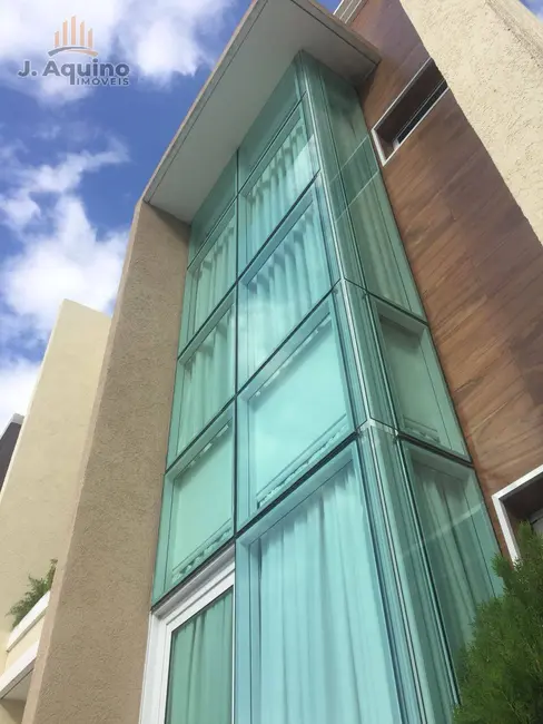 Casa de Condomínio com 3 quartos à venda, 140m2 em Guaribas, Eusebio - CE - imagem 3 Foto 3 de Casa de Condomínio com 3 quartos à venda, 140m2 em Guaribas, Eusebio - CE