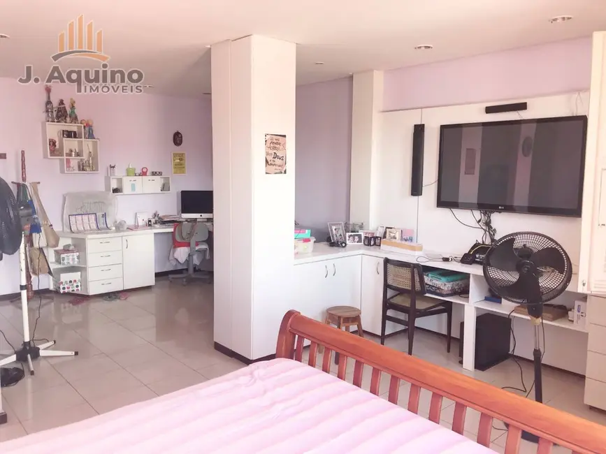 Foto 2 de Casa com 3 quartos à venda, 260m2 em José de Alencar, Fortaleza - CE