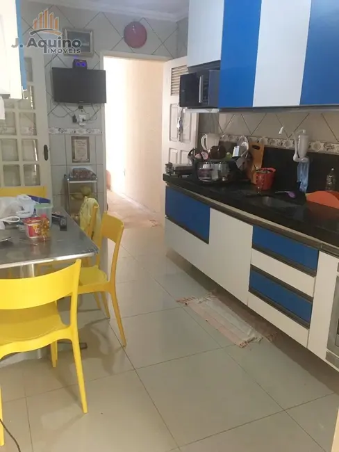 Casa com 3 quartos à venda, 260m2 em José de Alencar, Fortaleza - CE - imagem 4 Foto 4 de Casa com 3 quartos à venda, 260m2 em José de Alencar, Fortaleza - CE
