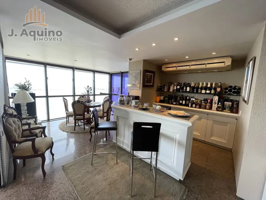 Foto 6 de Apartamento com 4 quartos à venda, 1200m2 em Mucuripe, Fortaleza - CE