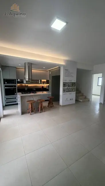 Foto 4 de Casa de Condomínio com 4 quartos à venda, 201m2 em Eusebio - CE