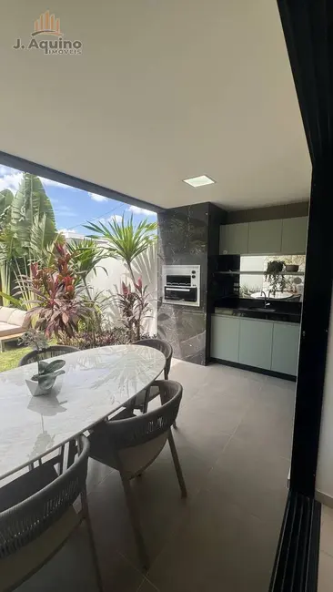 Foto 2 de Casa de Condomínio com 4 quartos à venda, 201m2 em Eusebio - CE