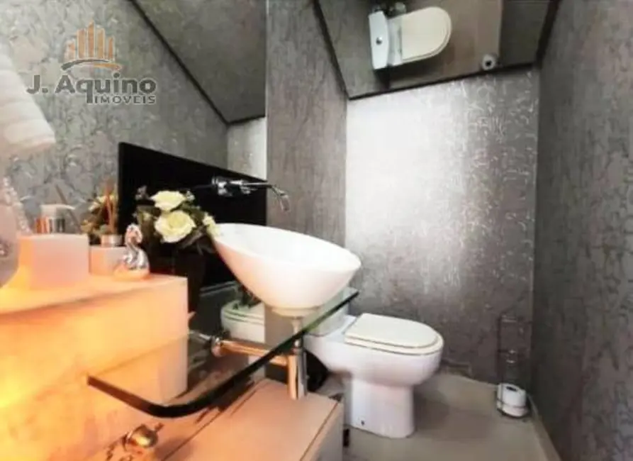 Casa de Condomínio com 4 quartos à venda, 250m2 em Engenheiro Luciano Cavalcante, Fortaleza - CE - imagem 4 Foto 4 de Casa de Condomínio com 4 quartos à venda, 250m2 em Engenheiro Luciano Cavalcante, Fortaleza - CE