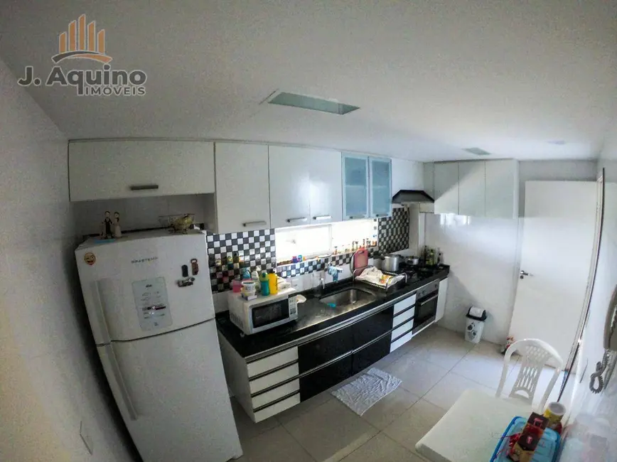 Foto 5 de Casa com 4 quartos à venda, 250m2 em Eusebio - CE