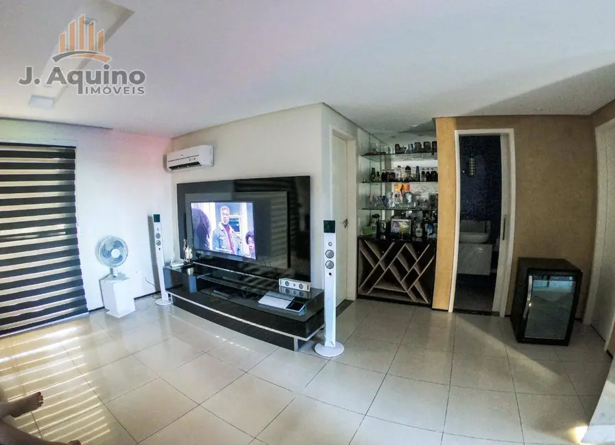 Foto 3 de Casa com 4 quartos à venda, 250m2 em Eusebio - CE