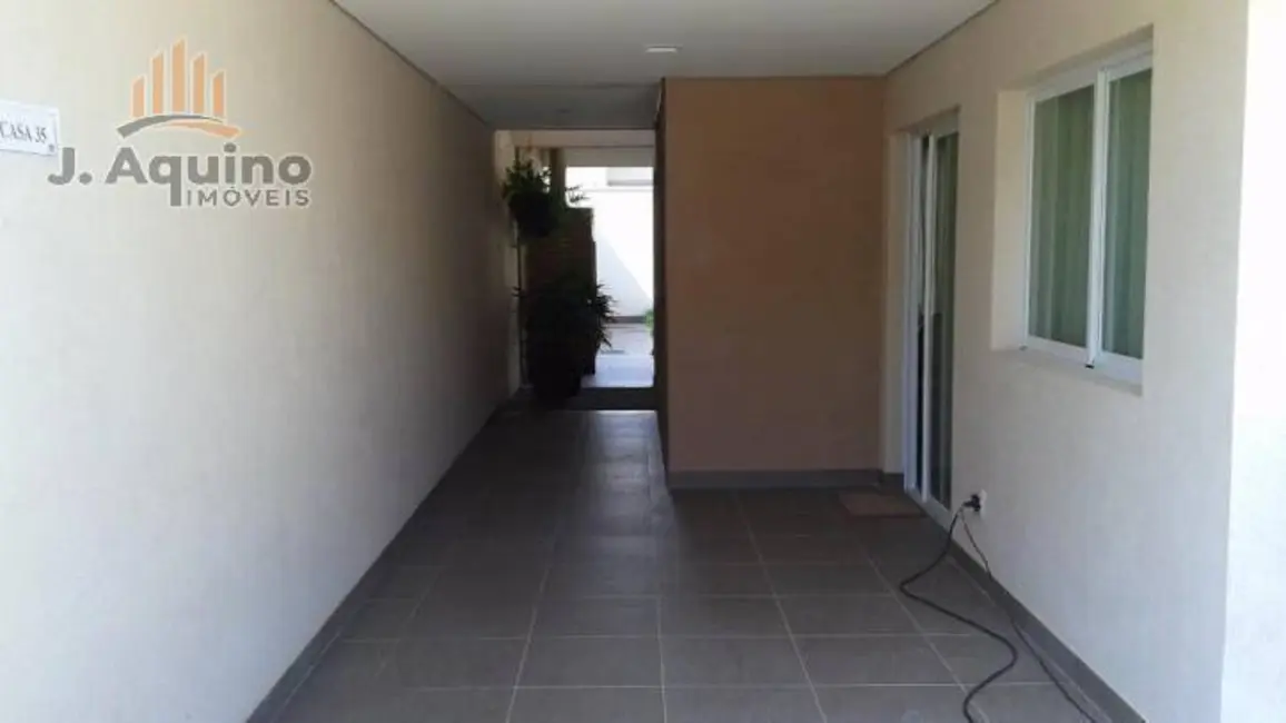 Casa de Condomínio com 4 quartos à venda, 215m2 em Lagoa Redonda, Fortaleza - CE - imagem 4 Foto 4 de Casa de Condomínio com 4 quartos à venda, 215m2 em Lagoa Redonda, Fortaleza - CE