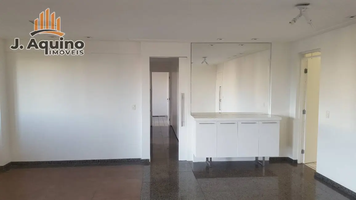 Foto 2 de Apartamento com 2 quartos à venda, 126m2 em Varjota, Fortaleza - CE