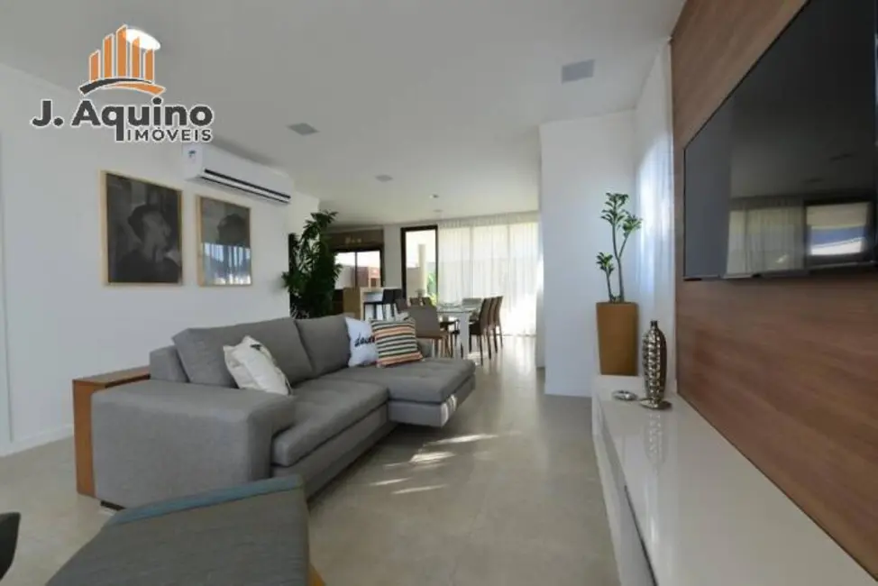 Foto 5 de Casa de Condomínio com 4 quartos à venda, 286m2 em Eusebio - CE