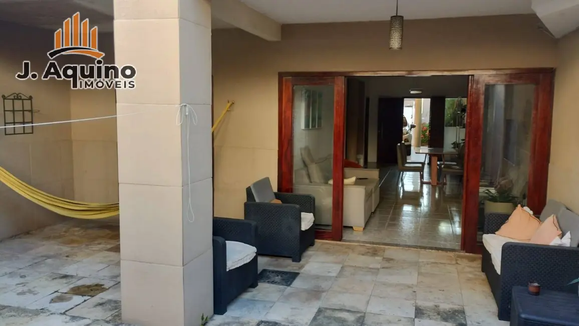 Foto 2 de Casa com 3 quartos à venda em Sapiranga, Fortaleza - CE