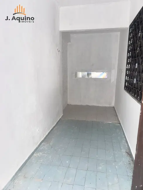 Casa com 4 quartos à venda, 174m2 em Fátima, Fortaleza - CE - imagem 8 Foto 8 de Casa com 4 quartos à venda, 174m2 em Fátima, Fortaleza - CE