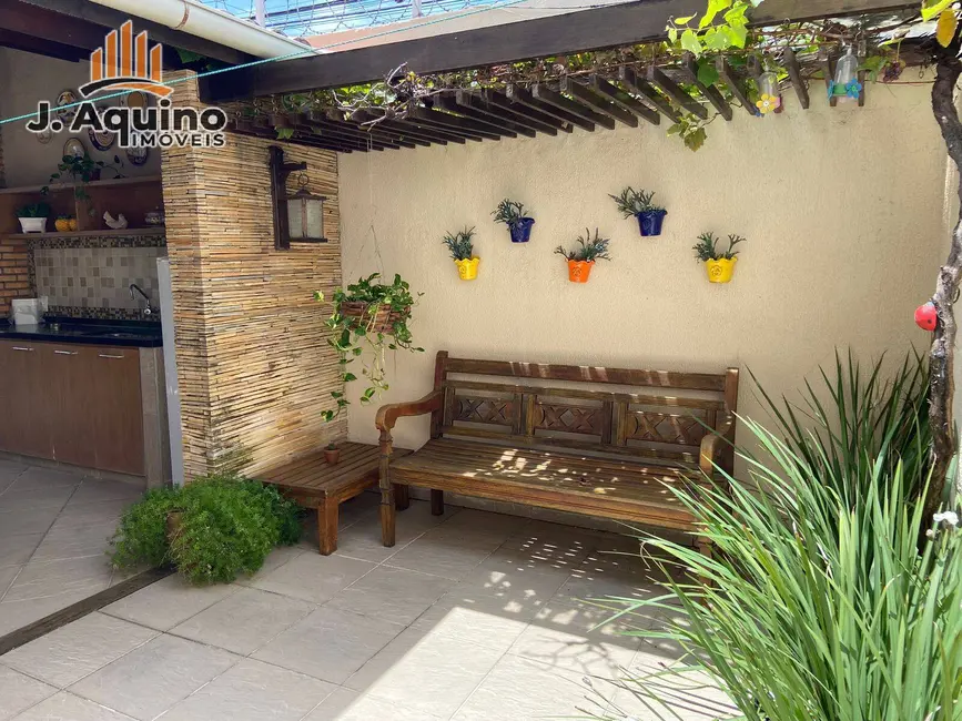 Casa de Condomínio com 4 quartos à venda em Fortaleza - CE - imagem 9 Foto 9 de Casa de Condomínio com 4 quartos à venda em Fortaleza - CE