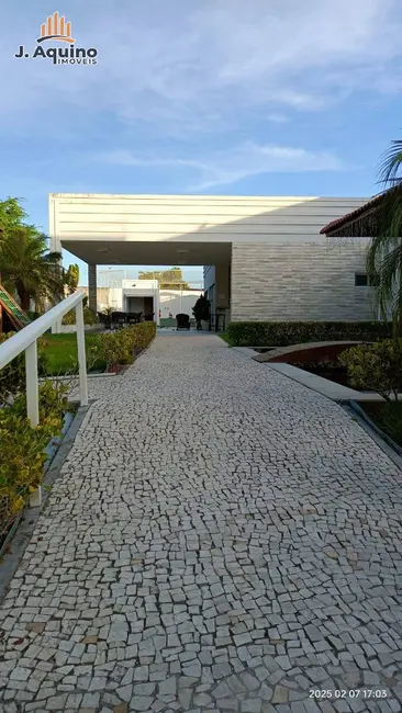 Casa com 4 quartos à venda, 278m2 em Curió, Fortaleza - CE - imagem 4 Foto 4 de Casa com 4 quartos à venda, 278m2 em Curió, Fortaleza - CE