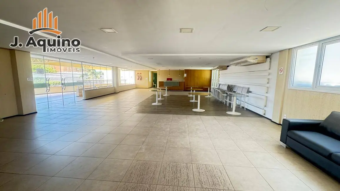 Foto 4 de Apartamento com 3 quartos à venda em Fortaleza - CE