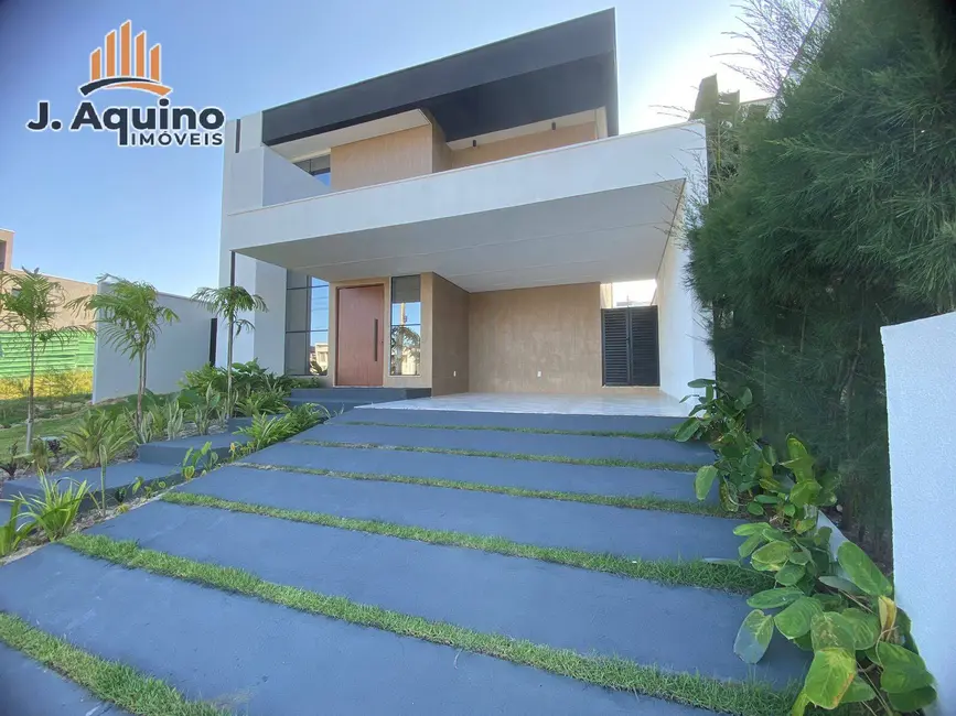 Foto 2 de Casa com 4 quartos à venda, 330m2 em Eusebio - CE