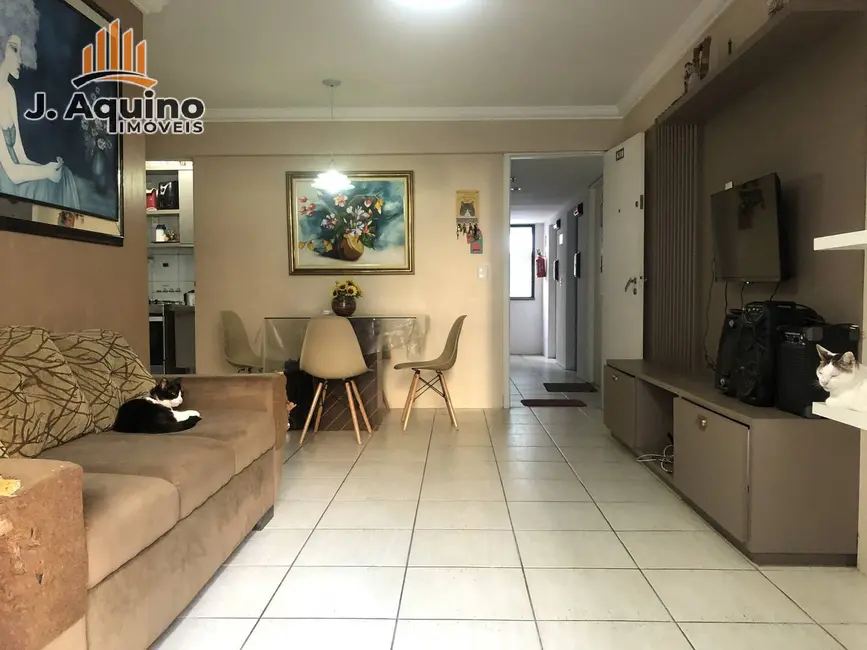 Foto 8 de Apartamento com 2 quartos à venda, 75m2 em Meireles, Fortaleza - CE