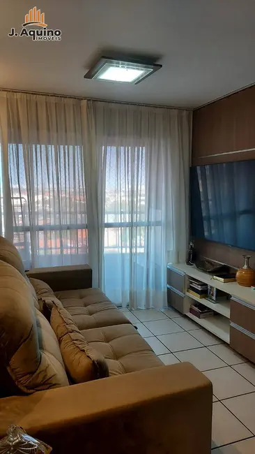Foto 2 de Apartamento com 3 quartos à venda, 66m2 em Serrinha, Fortaleza - CE